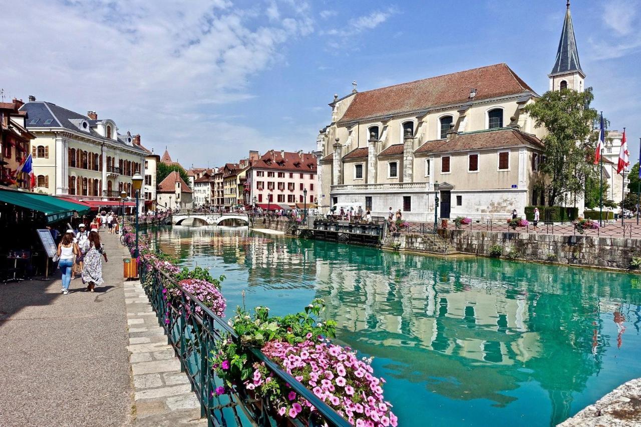 Campanile Annecy - Cran Gevrier Hotel Exterior foto