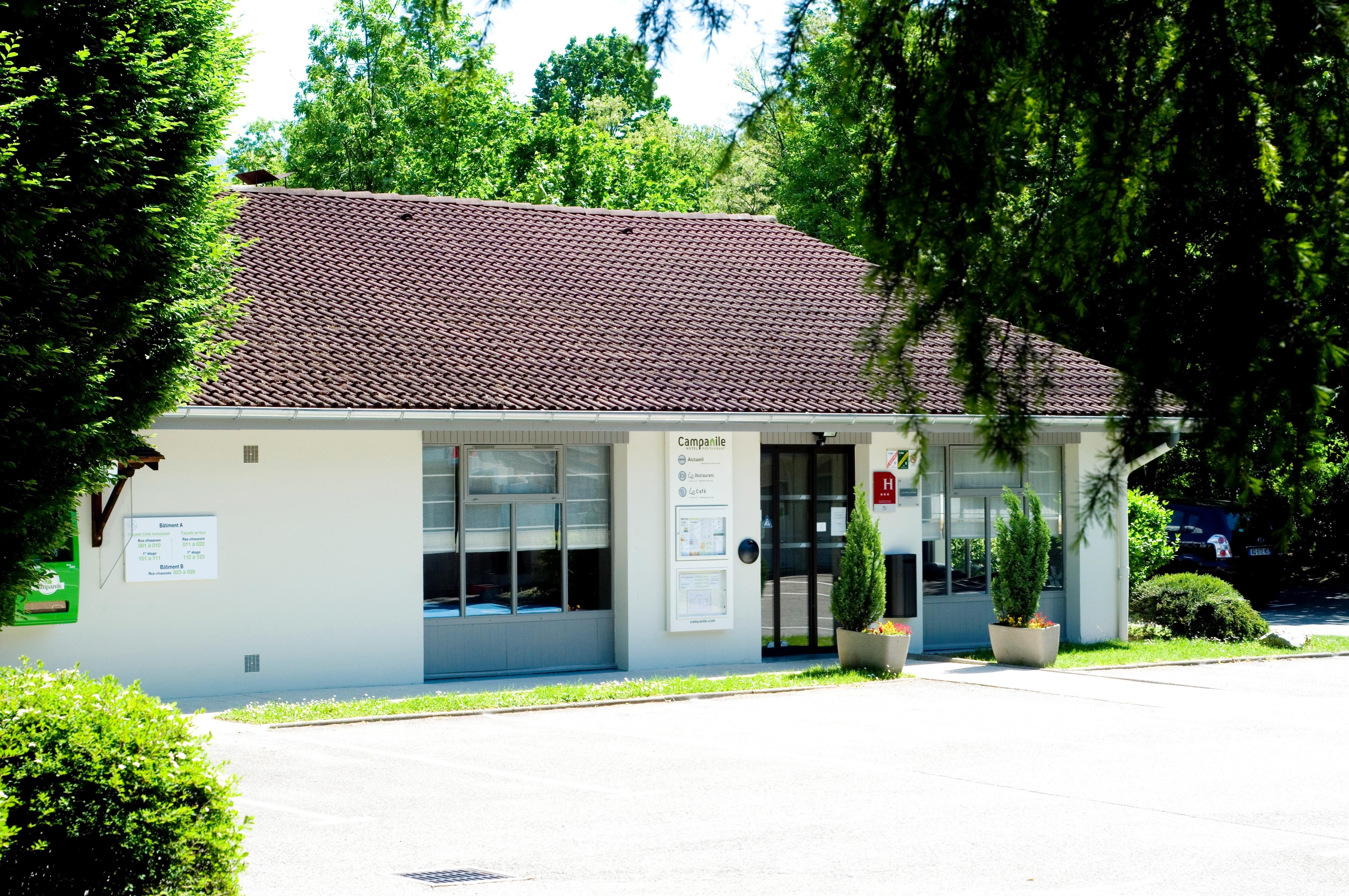 Campanile Annecy - Cran Gevrier Hotel Exterior foto